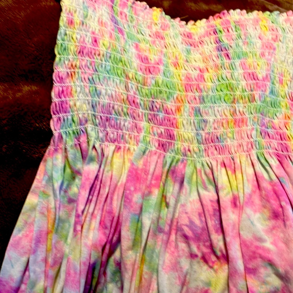 This is a very cute tie dye sun dress size medium